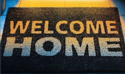 Welcome Home – Du liebst dein neues Zuhause. Hier bist du sicher. Oder?
